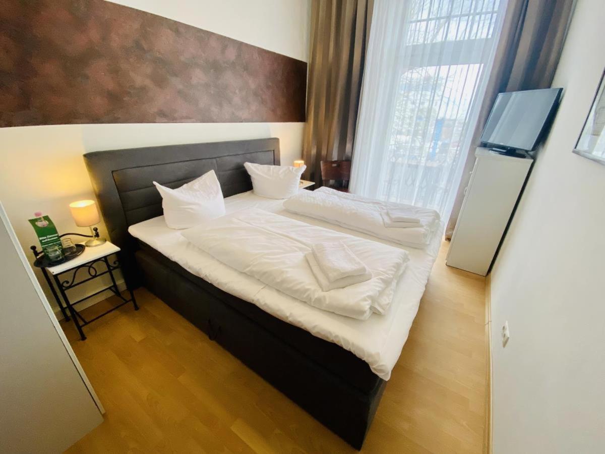 Doppelzimmer Rondell, Direkt Am Alten Strom Rostock Zewnętrze zdjęcie